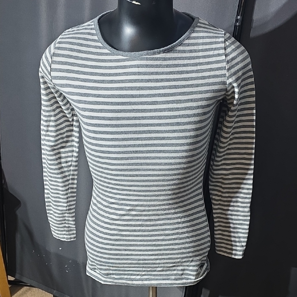 Matilda Jane Gray and White Top Small